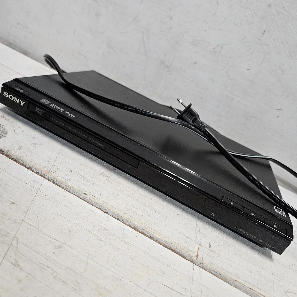 Sony DVP-SR200P Progressive Scan DVD Player home audio video electronics